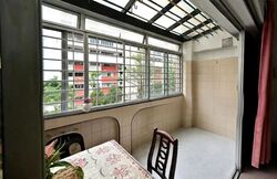 Blk 556 Jurong West Street 42 (Jurong West), HDB Executive #622198011